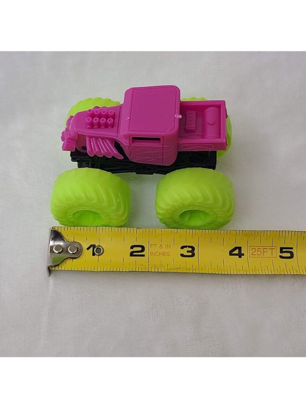 2024 Pink Monster Truck Green Wheels Sonic Wacky Pack Meal FF Toy Grave Digger - Picture 8 of 9
